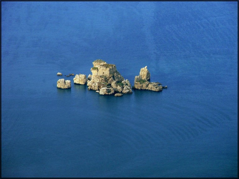 La Fortezza di Rovigliano vista dal mare